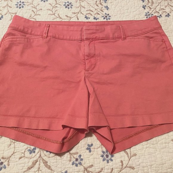 Old Navy Pixie  10 Coral Jean Type Shorts Mid-Rise - Picture 1 of 9